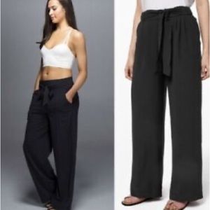 Lululemon Wide Leg Pull on trousers